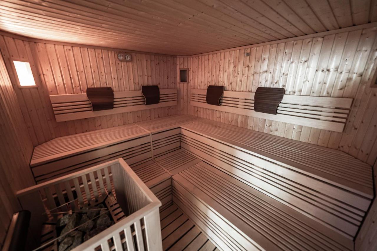 Hotel Garnì Paradisi - Wellness&Spa Mezzano Esterno foto