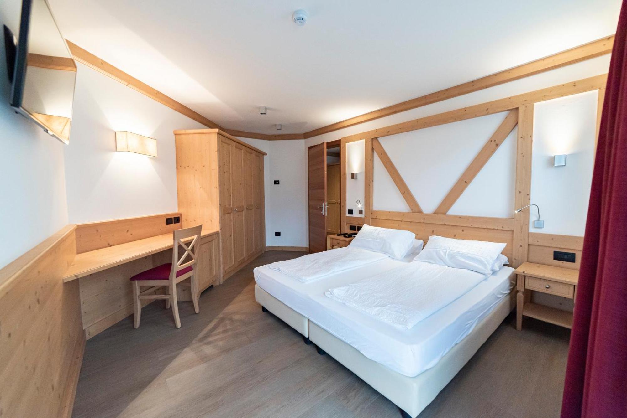 Hotel Garnì Paradisi - Wellness&Spa Mezzano Esterno foto