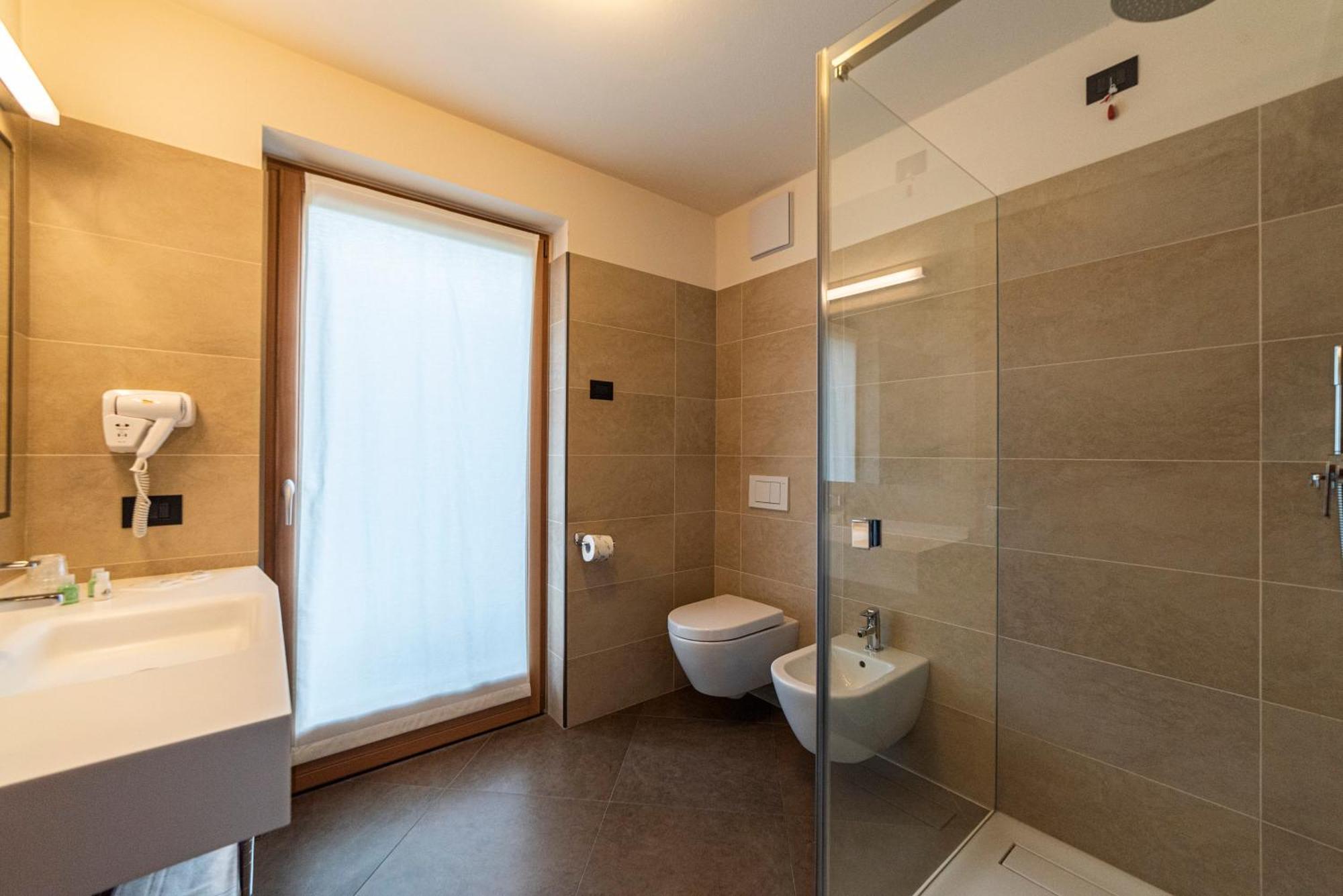 Hotel Garnì Paradisi - Wellness&Spa Mezzano Esterno foto