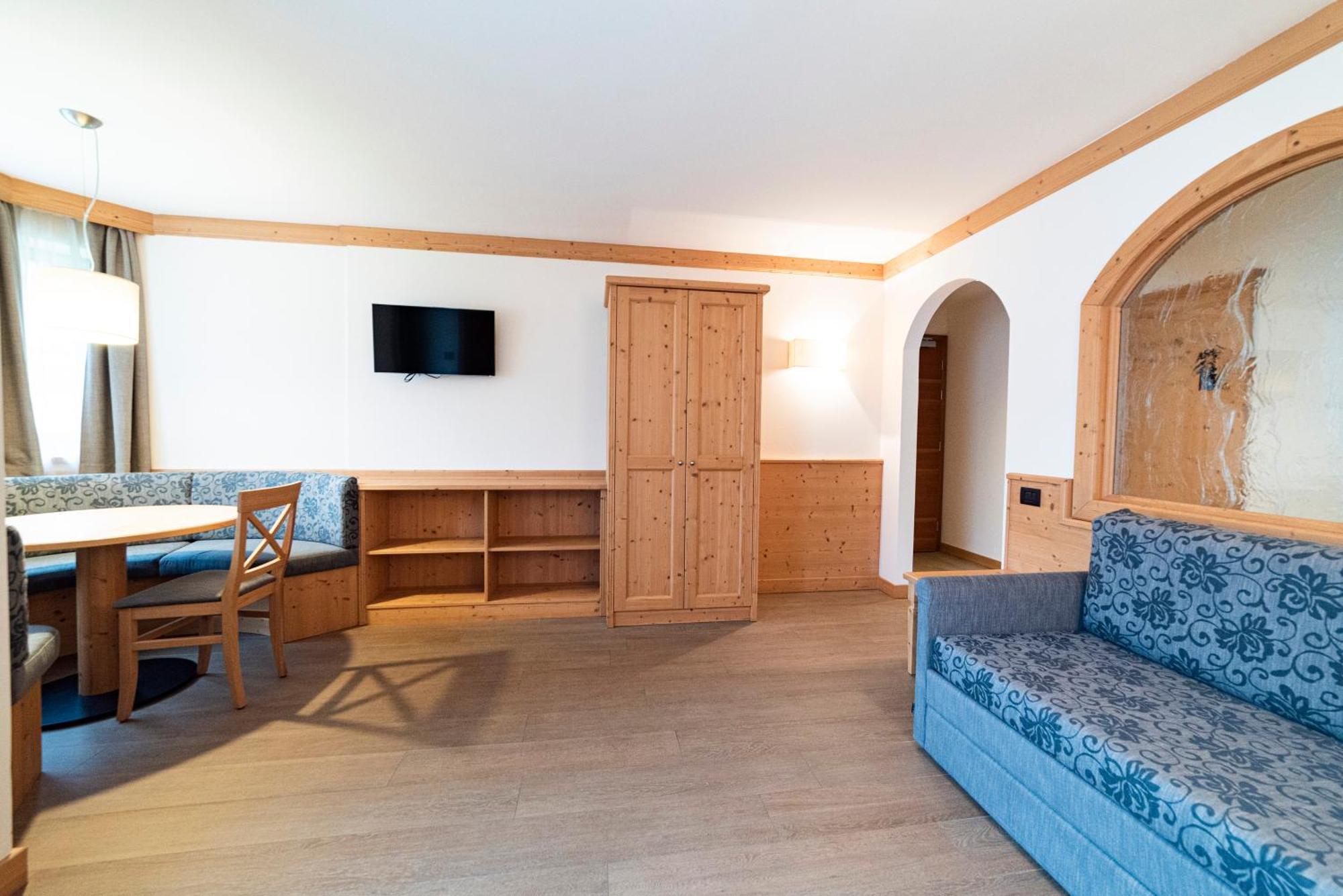 Hotel Garnì Paradisi - Wellness&Spa Mezzano Esterno foto