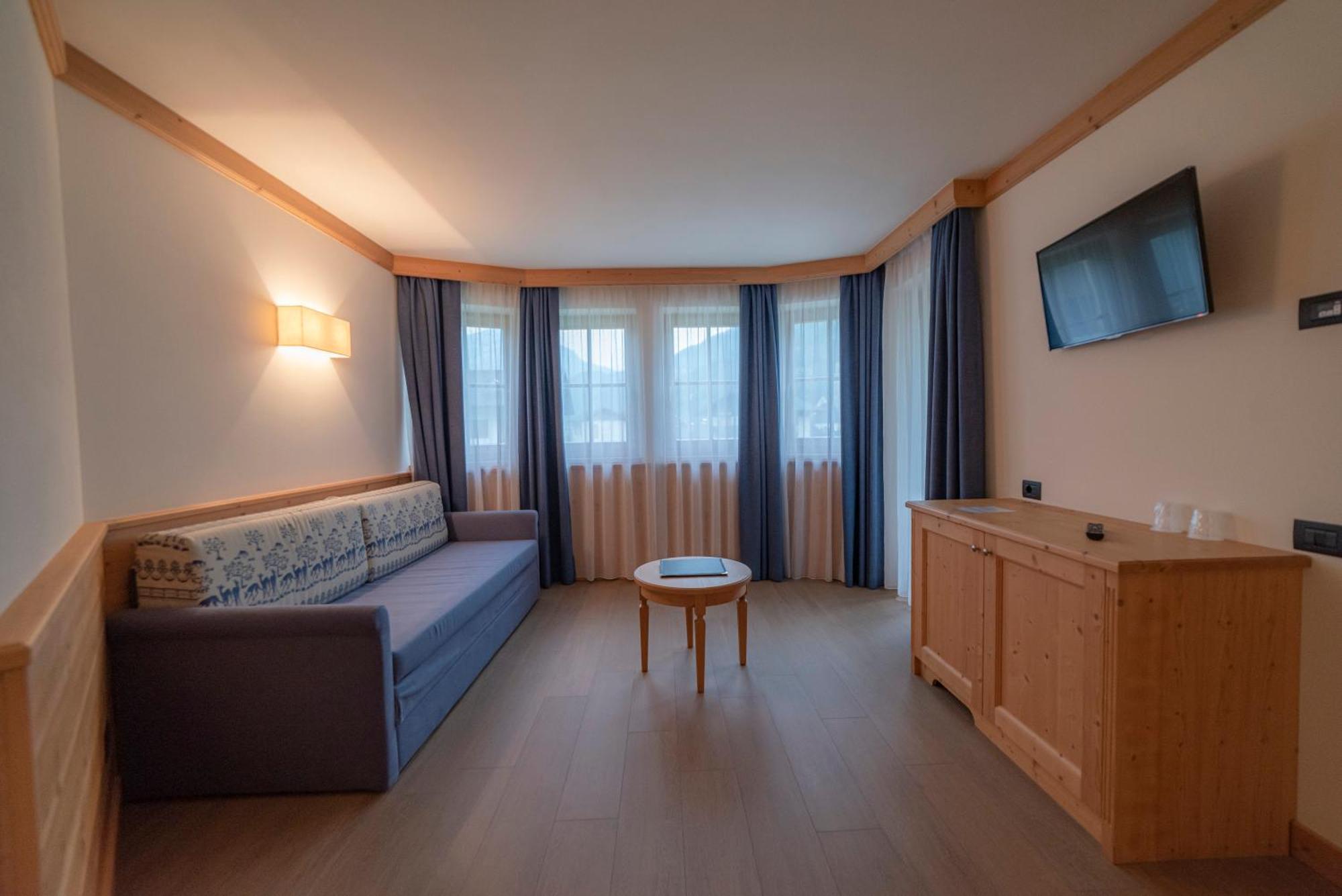 Hotel Garnì Paradisi - Wellness&Spa Mezzano Esterno foto